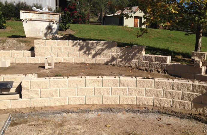 Retaining & Retention Walls-Amarillo TX Landscape Designs & Outdoor Living Areas-We offer Landscape Design, Outdoor Patios & Pergolas, Outdoor Living Spaces, Stonescapes, Residential & Commercial Landscaping, Irrigation Installation & Repairs, Drainage Systems, Landscape Lighting, Outdoor Living Spaces, Tree Service, Lawn Service, and more.